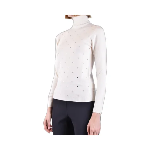 High-Neck Long-Sleeved Sweater