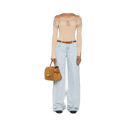 Wide-Leg Jeans