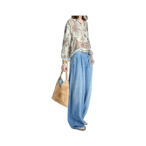Wide-Leg Jeans