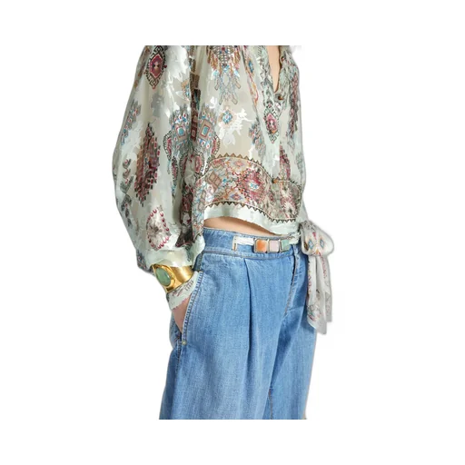 Wide-Leg Jeans
