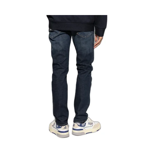 J06 Slim Fit Jeans