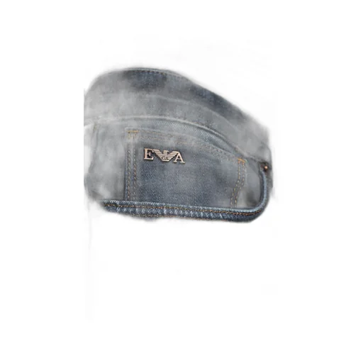 J06 Slim Fit Jeans