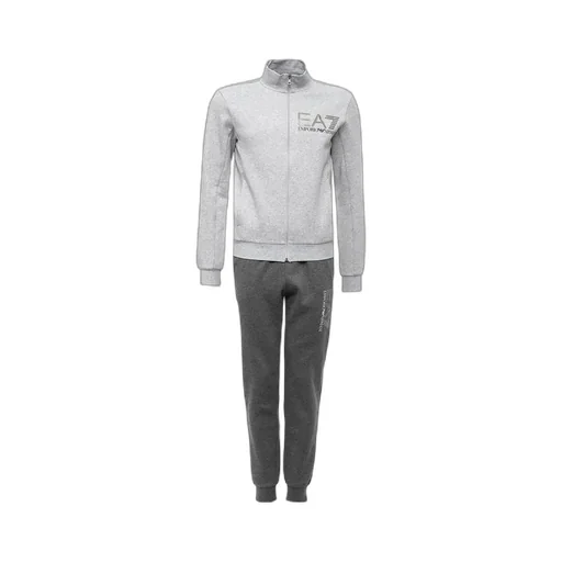 Logo Details Sports Suit
