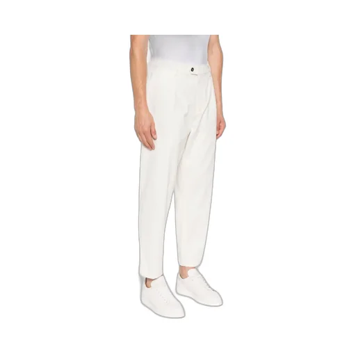 Pleated Tapered Pants