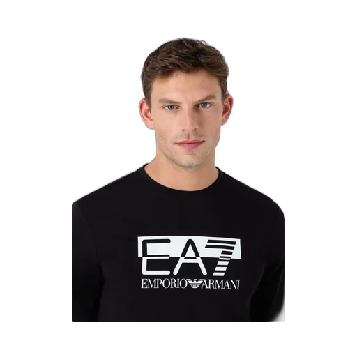 Round Collar And Long-Sleeved T-Shirt