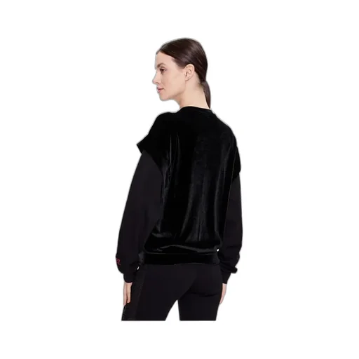 Long-Sleeved Round-Neck Sweater