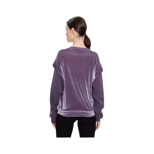 Long-Sleeved Round-Neck Sweater