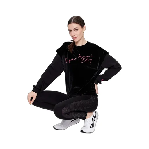 Long-Sleeved Round-Neck Sweater