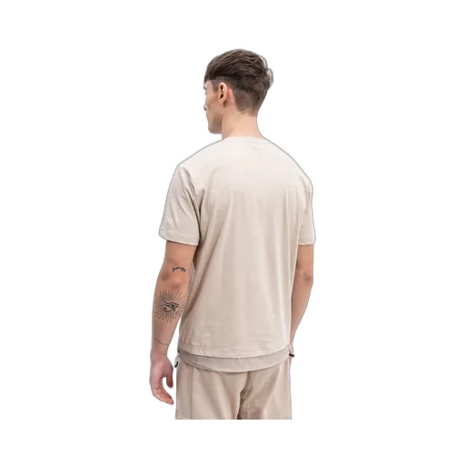 Logo Patch Round-Necked T-Shirt