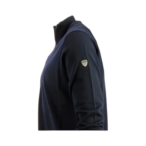 Long-Sleeved Pullover