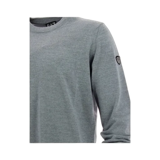 Logo Detail Pullover
