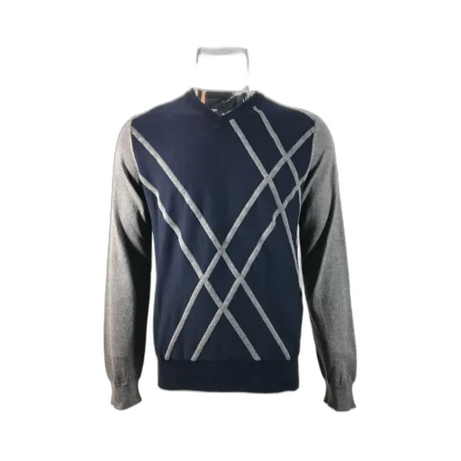 V-Neck Long-Sleeved Sweater