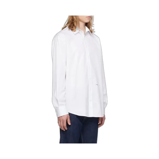 Buttoned Long-Sleeved Shirt
