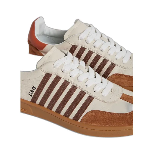 Round Toe Low-Top Sneakers