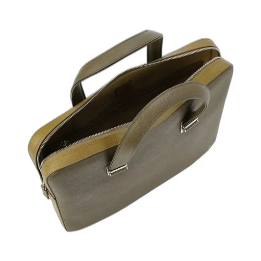Logo Briefcase