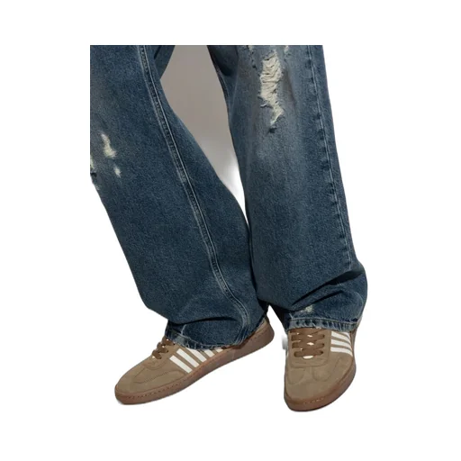 Boxer Low-Top Sneakers
