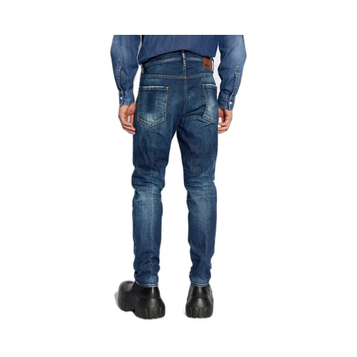 Whiskering-Effect Distressed Jeans