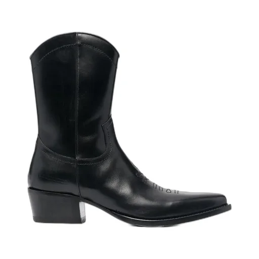 Pointed-Toe Ankle Boots