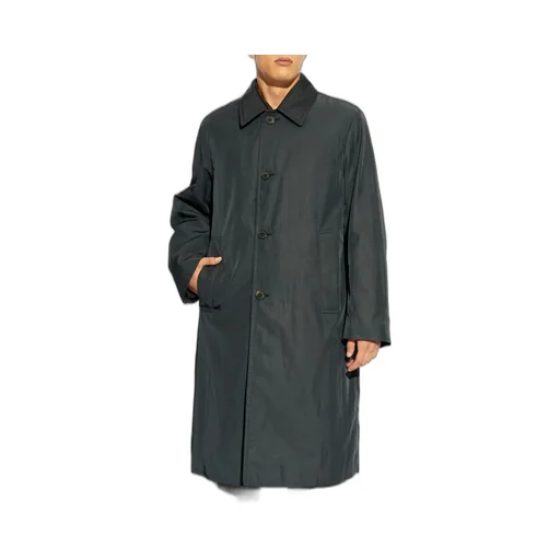 Long-Sleeved Windbreaker