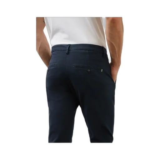 Slim Cut Stretched Chinos
