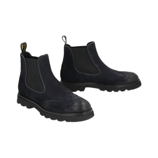 Distressed Chelsea Boots