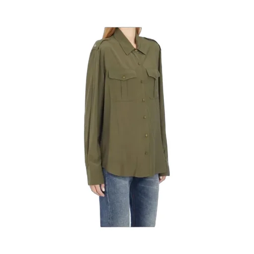 Shirt With Front Pockets