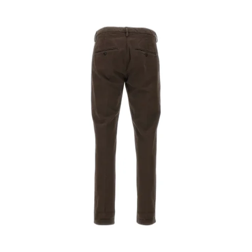 Slim Cut Stretched Chinos