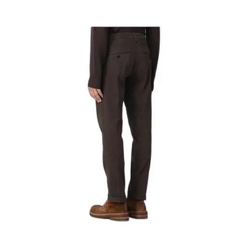 Slim Cut Stretched Chinos