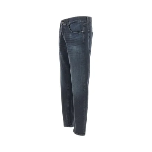 Dian Slim Carrot Jeans