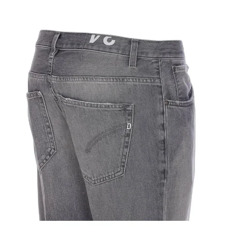 Tapered Fit Jeans