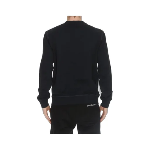 Long-Sleeved Round-Neck Sweater