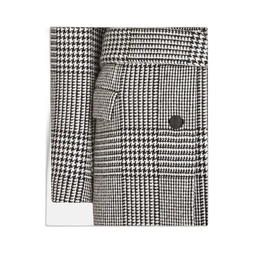 Check-Pattern Coat