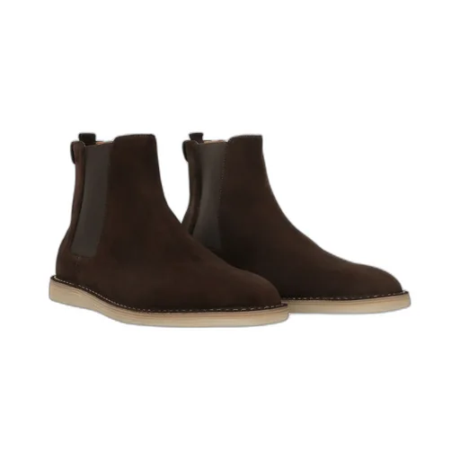Round Toe Chelsea Boots