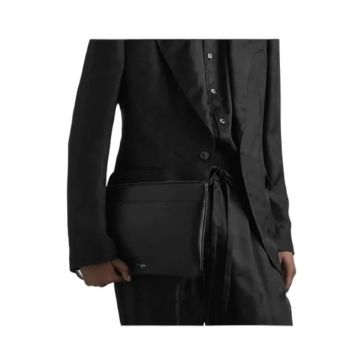 Wrist Strap Zipped Clutch Bag
