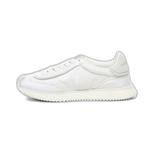 Logo Patch Low-Top Sneakers