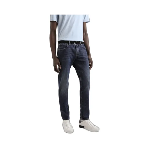 Slim-Fit Jeans
