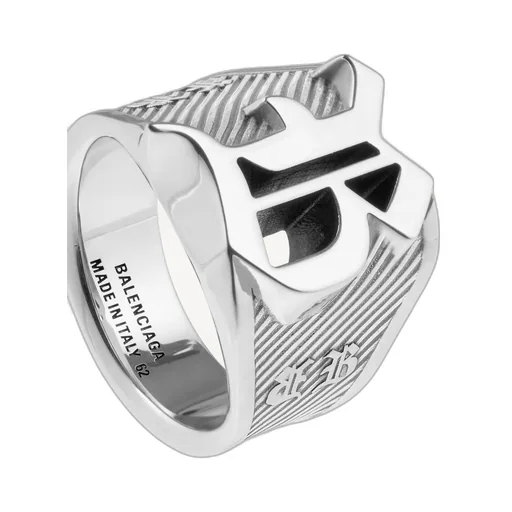 Melrose Signet Ring