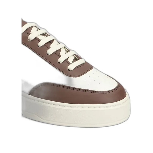 Orbit Vintage Sneakers