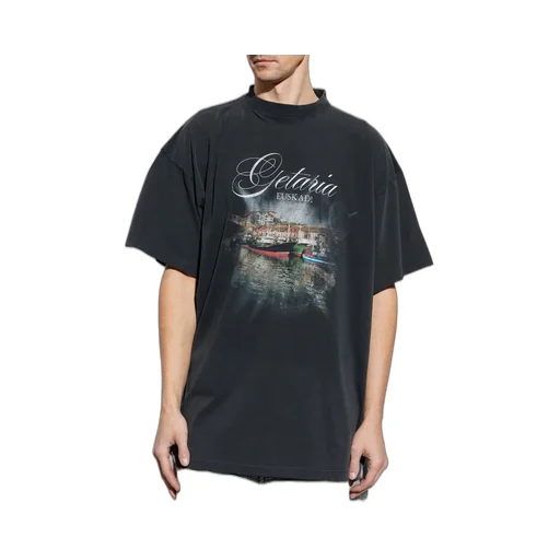 Getaria Graphic Printed Oversized T-Shirt