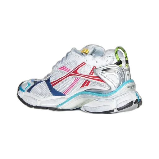 Runner Sneakers