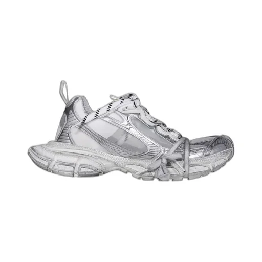 3 Xl Lace-Up Sneakers