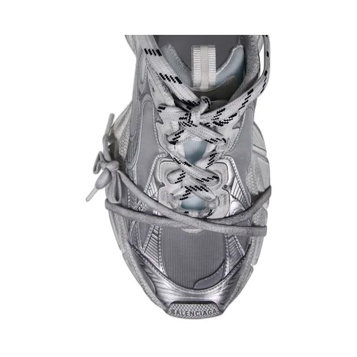 3 Xl Lace-Up Sneakers