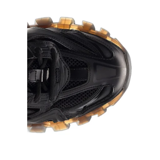 Track.2 Sneakers