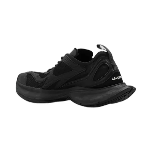 Circuit Low-Top Sneakers