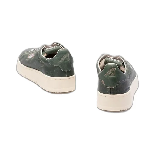 Dallas Low-Top Sneakers