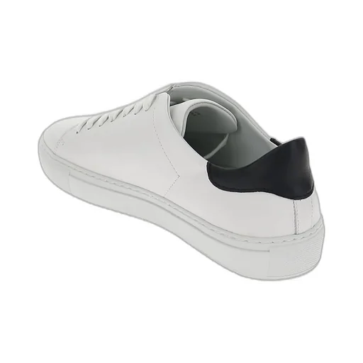 Clean 90 Low-Top Sneakers