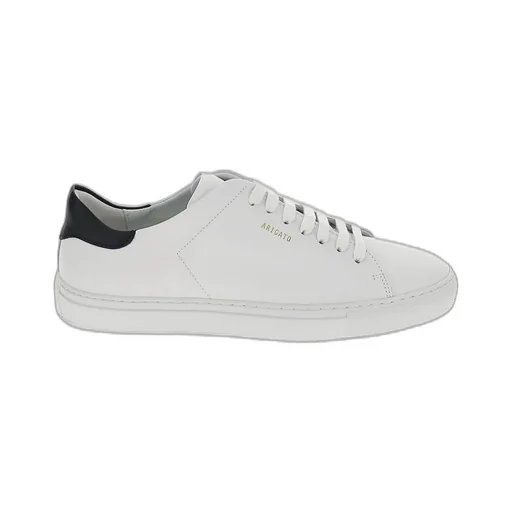 Clean 90 Low-Top Sneakers