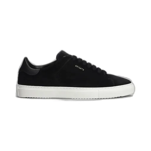 Clean 90 Sneakers