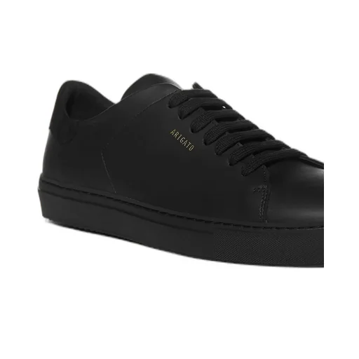 Clean 90 Low-Top Sneakers