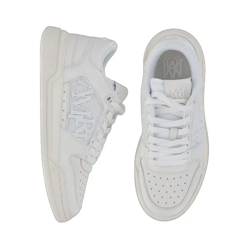 Classic Low Sneakers
